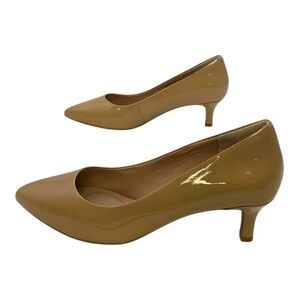 Rockport Patent Leather Kitten Heel Pumps in Camel